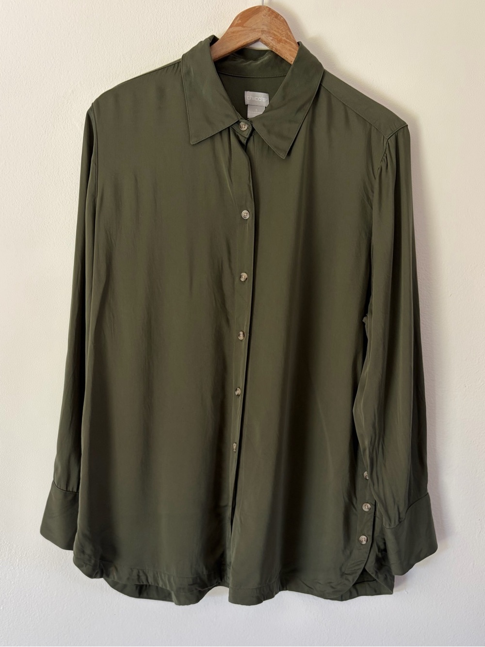 Chico’s Soft Dobby Button-Down In Vetiver Olive Green 100% Modal Blouse Size XL